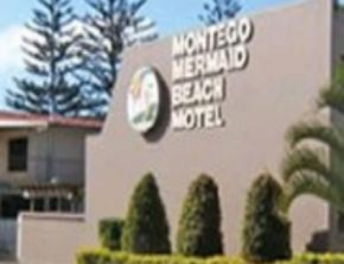 A’Montego Mermaid Beach Motel